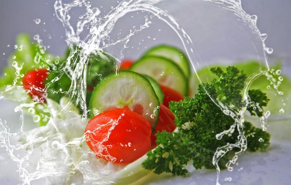 Healthy food and water are important factors needed to lose weight