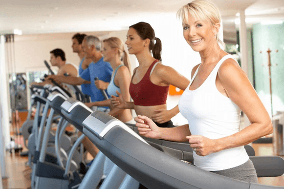 Treadmill training will help you lose weight in your stomach and sides